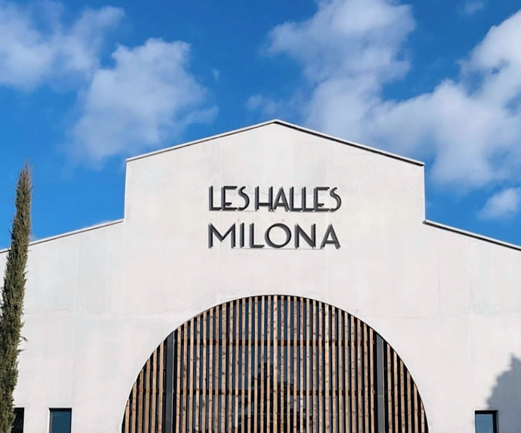 Halles Milona vu depuis sa terrasse 